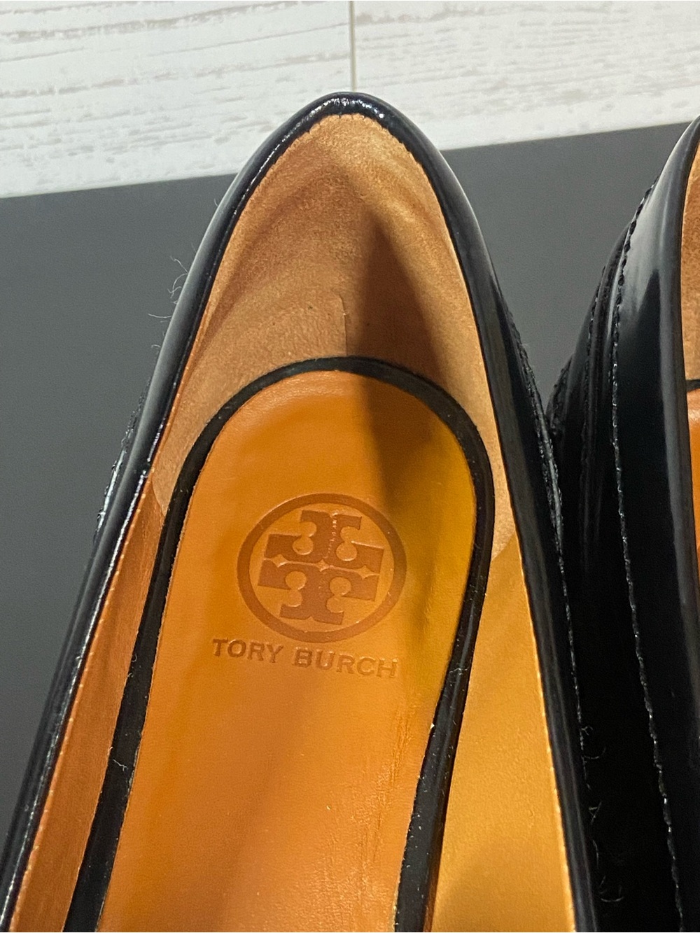 Tory Burch Hyde Black Leather Fringe Tassel Loafers - Size 8M - Picture 12 of 16